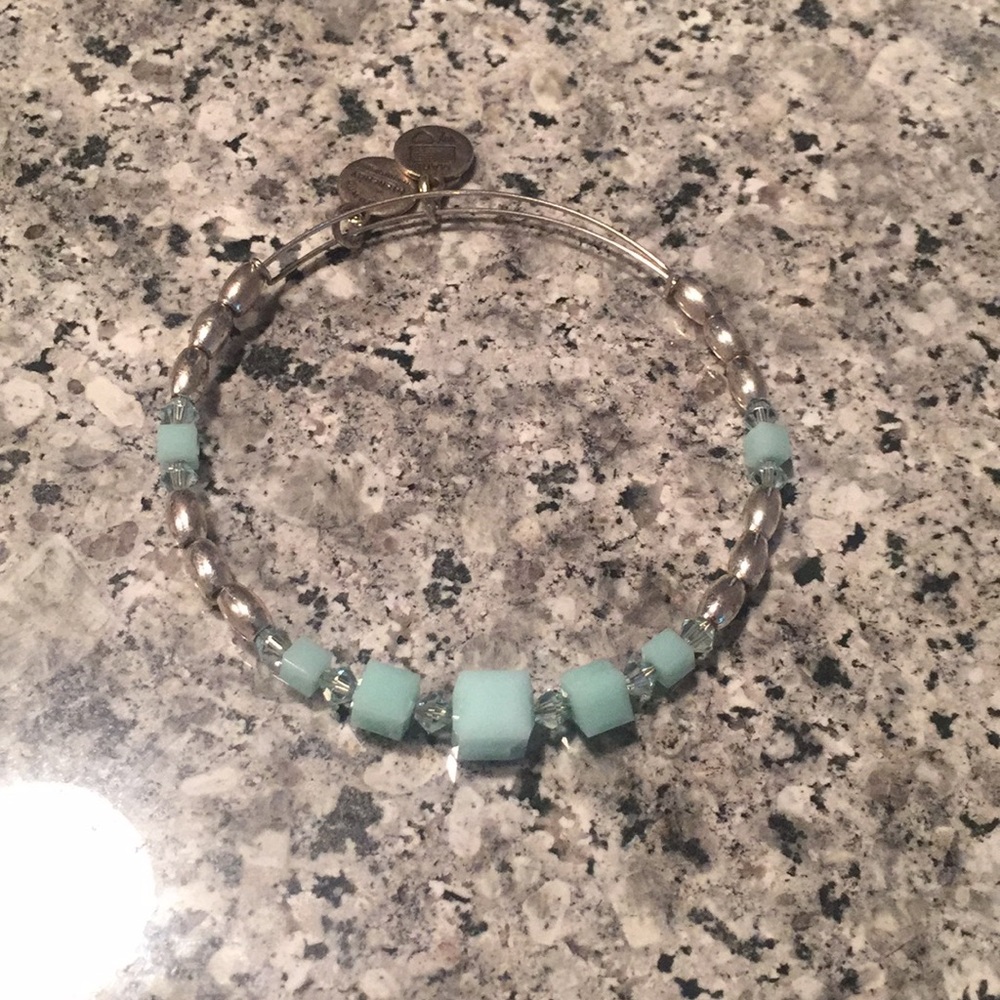 *Rare* ALEX AND ANI Swarovski Crystal bangle